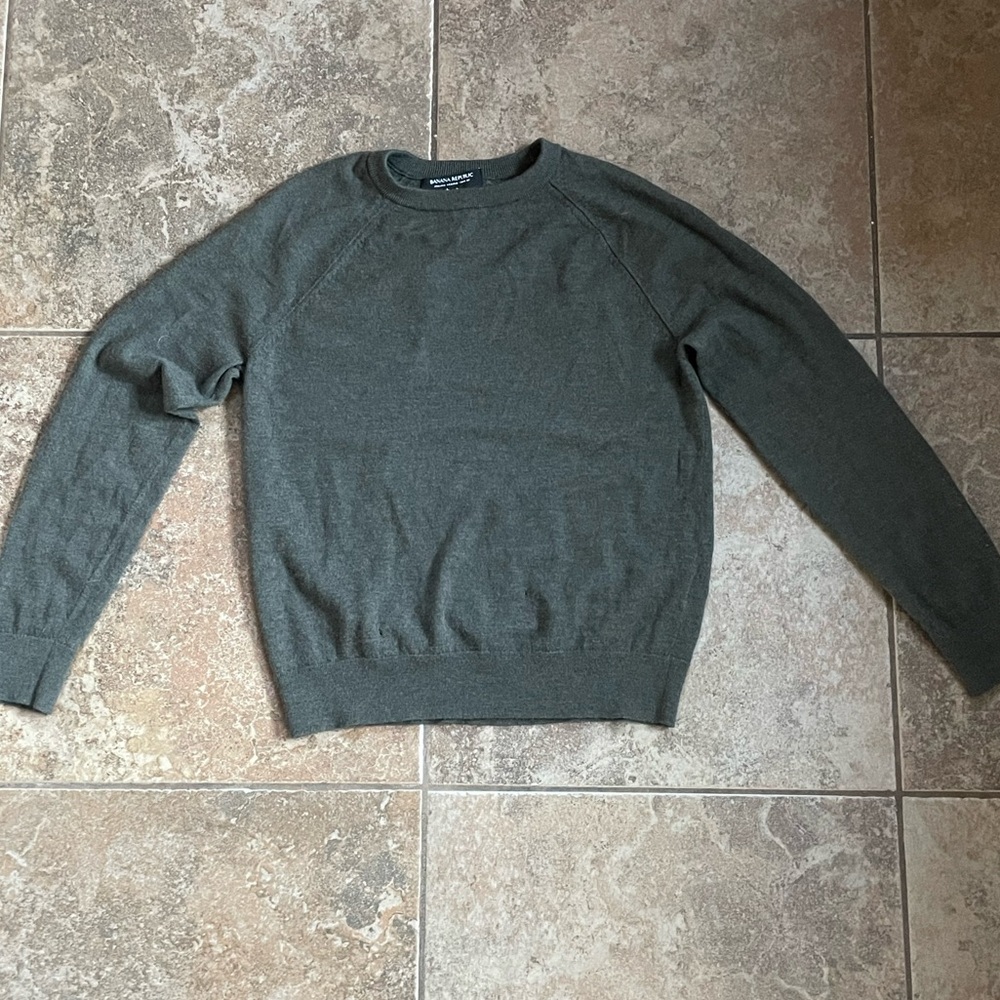 Banana Republic Men's Charcoal Crewneck Sweater